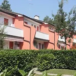 Cozy Flat With Garden-beahost Appartement