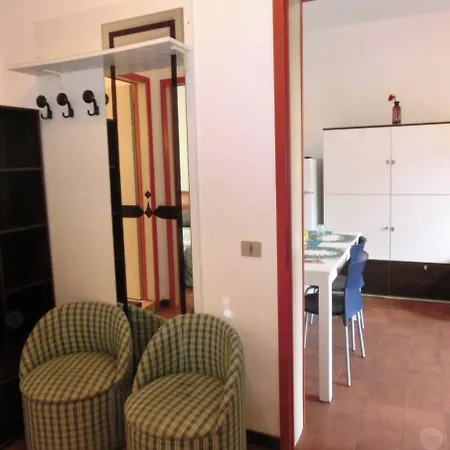Cozy Flat With Pools In A Village ביביונה